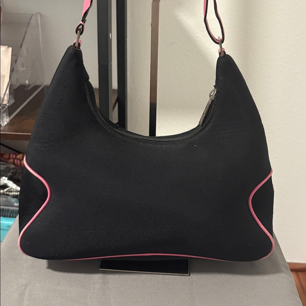 Salvatore Ferragamo Black Shoulder Bag with Pink Trim